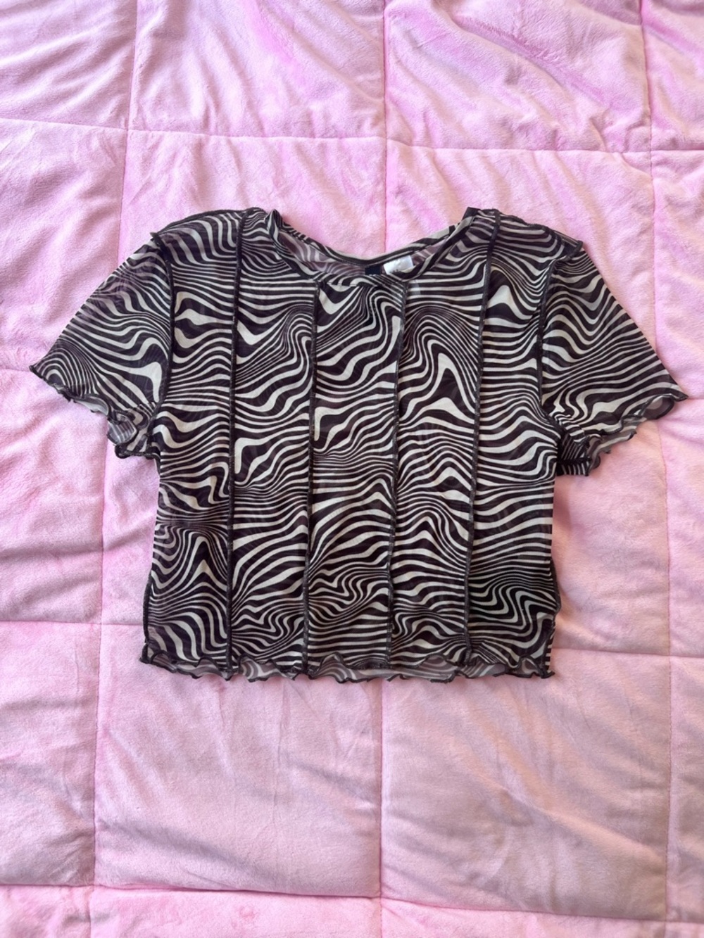 H&M Brown & White Mesh Wave-Pattern Crop Top